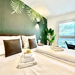 Apartment Mit Balkon Und Parkplatz